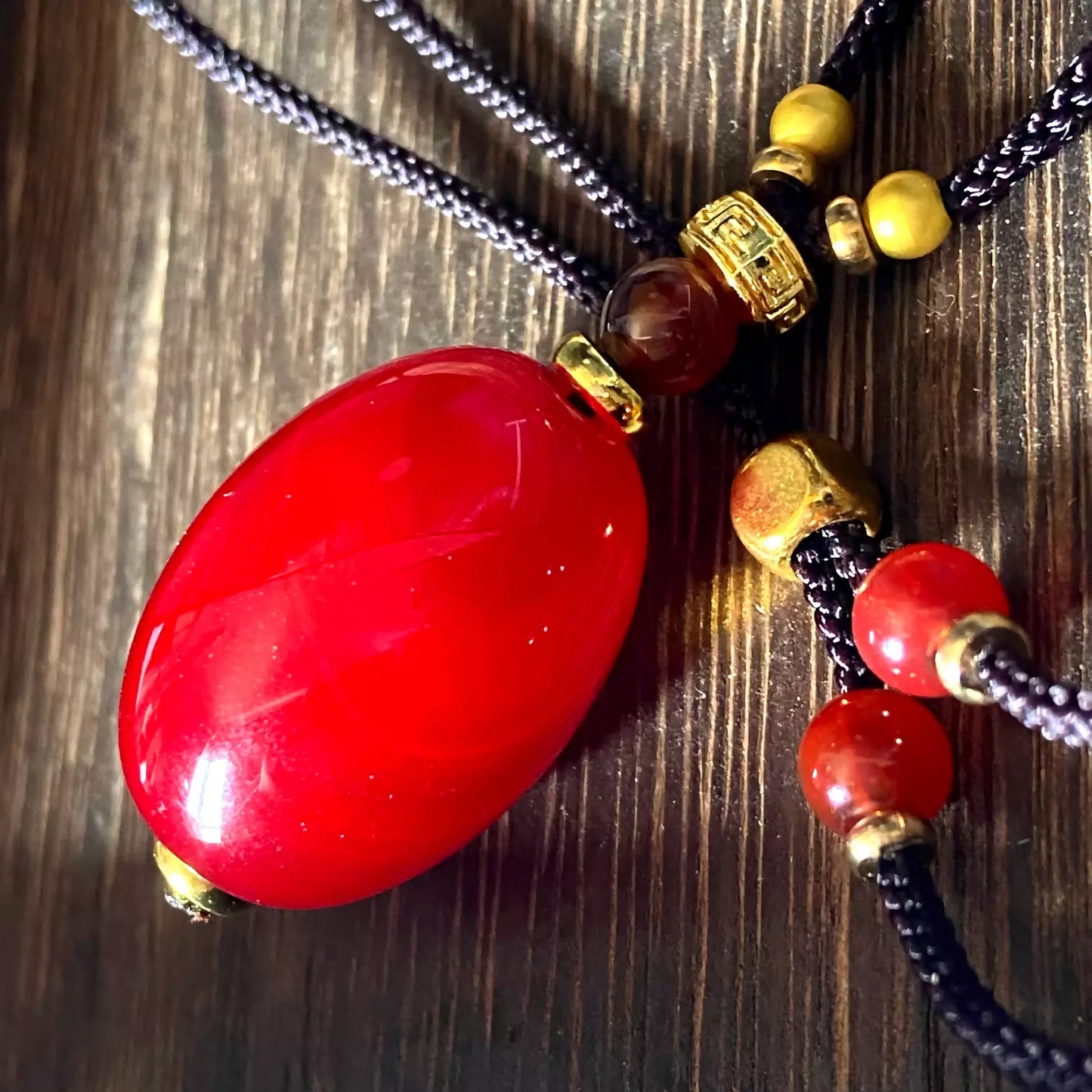 Sacred Buddha Dzi Bead Pendant Necklace in Bloodstone Agate – Timeless Protection