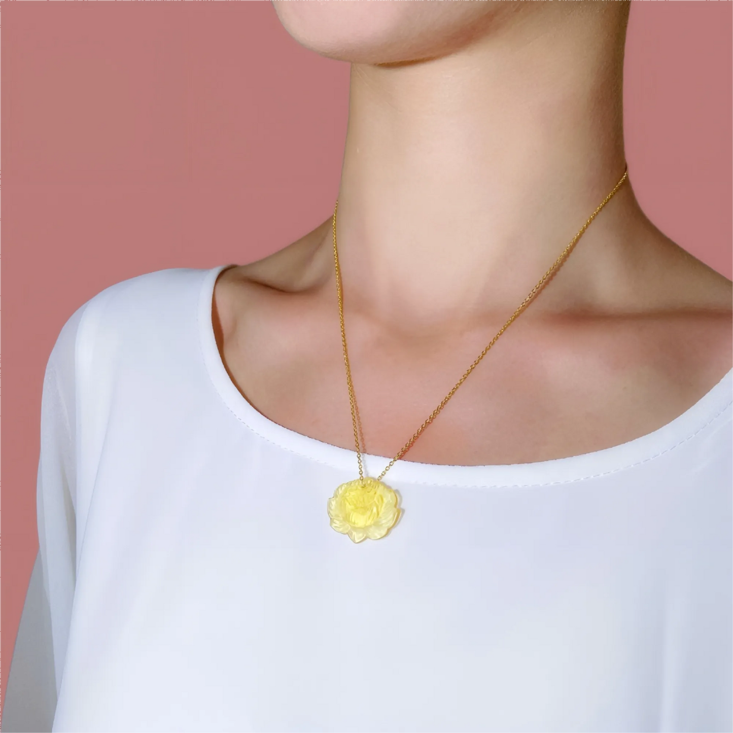 Hand-Carved Yellow Sirius Divine Bead Lotus Pendant Necklace – Spiritual Awakening, Energy Protection & Cosmic Healing Jewelry