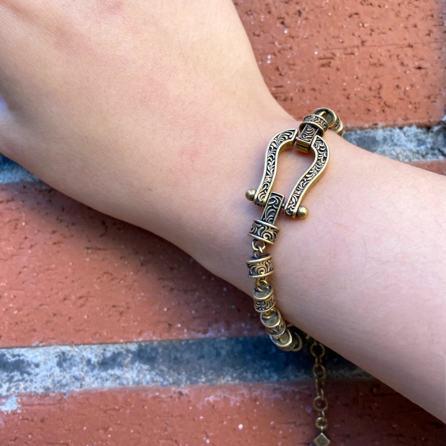 Handcrafted Brass Tang-Grass Bracelet – Cultural Charm & Protective Aura