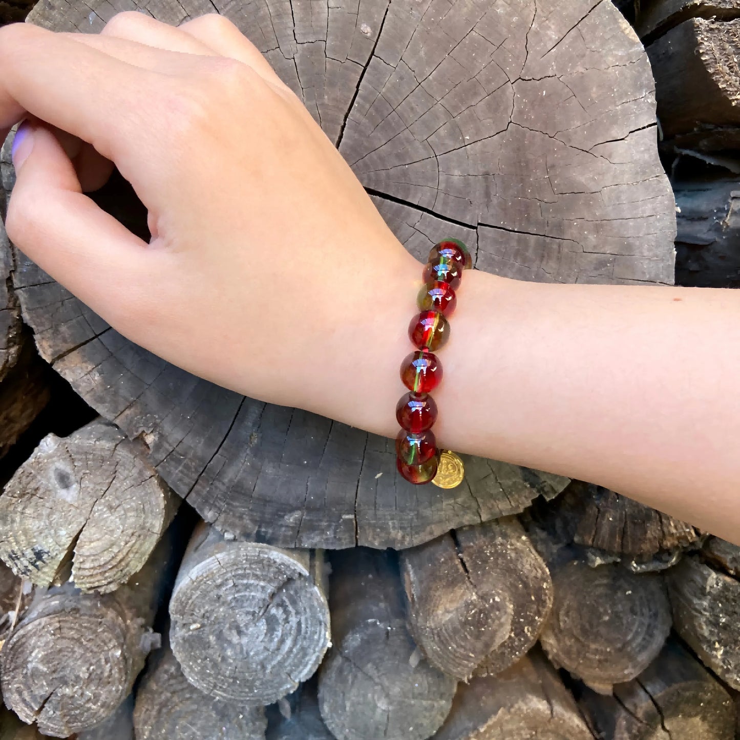 Heart of Yamdrok · Red & Green Liuli Bracelet – Spiritual Cleansing, Healing Energy & Inner Balance