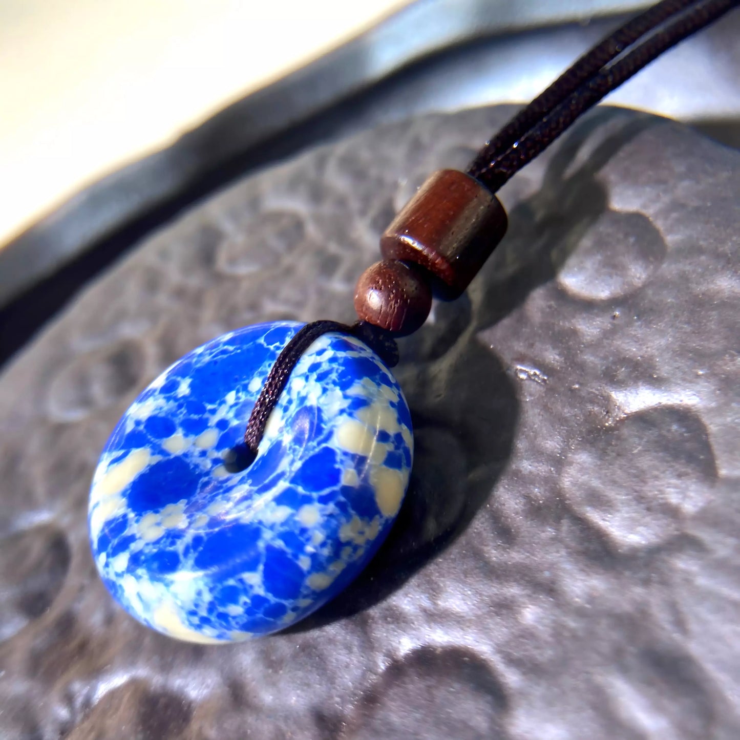 Sodalite Donut Pendant Necklace – Healing Crystal for Inner Peace, Throat Chakra Balance & Spiritual Protection