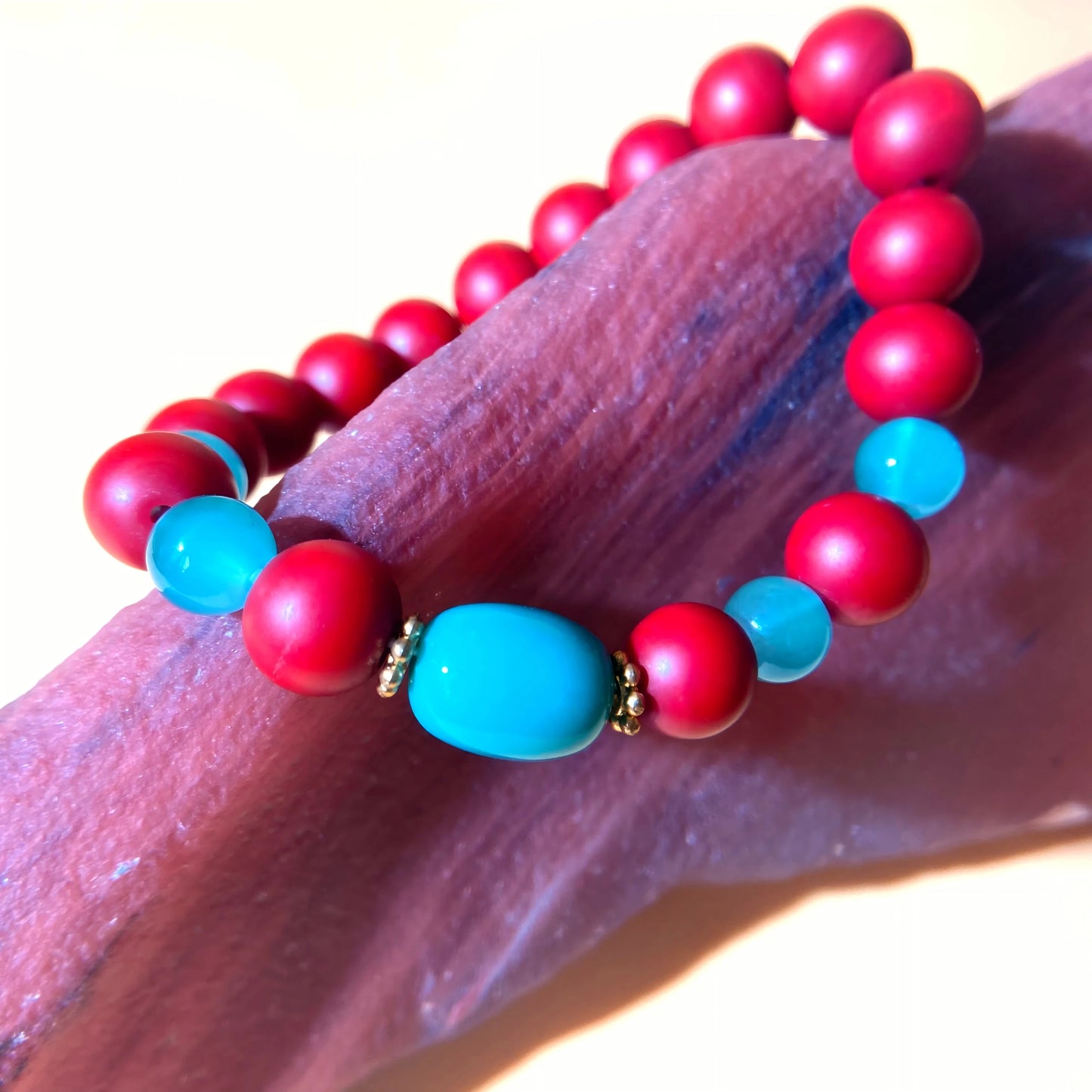 Tibetan Blood Dzi Bead Bracelet – Ancient Himalayan Talisman for Luck, Energy & Divine Protection