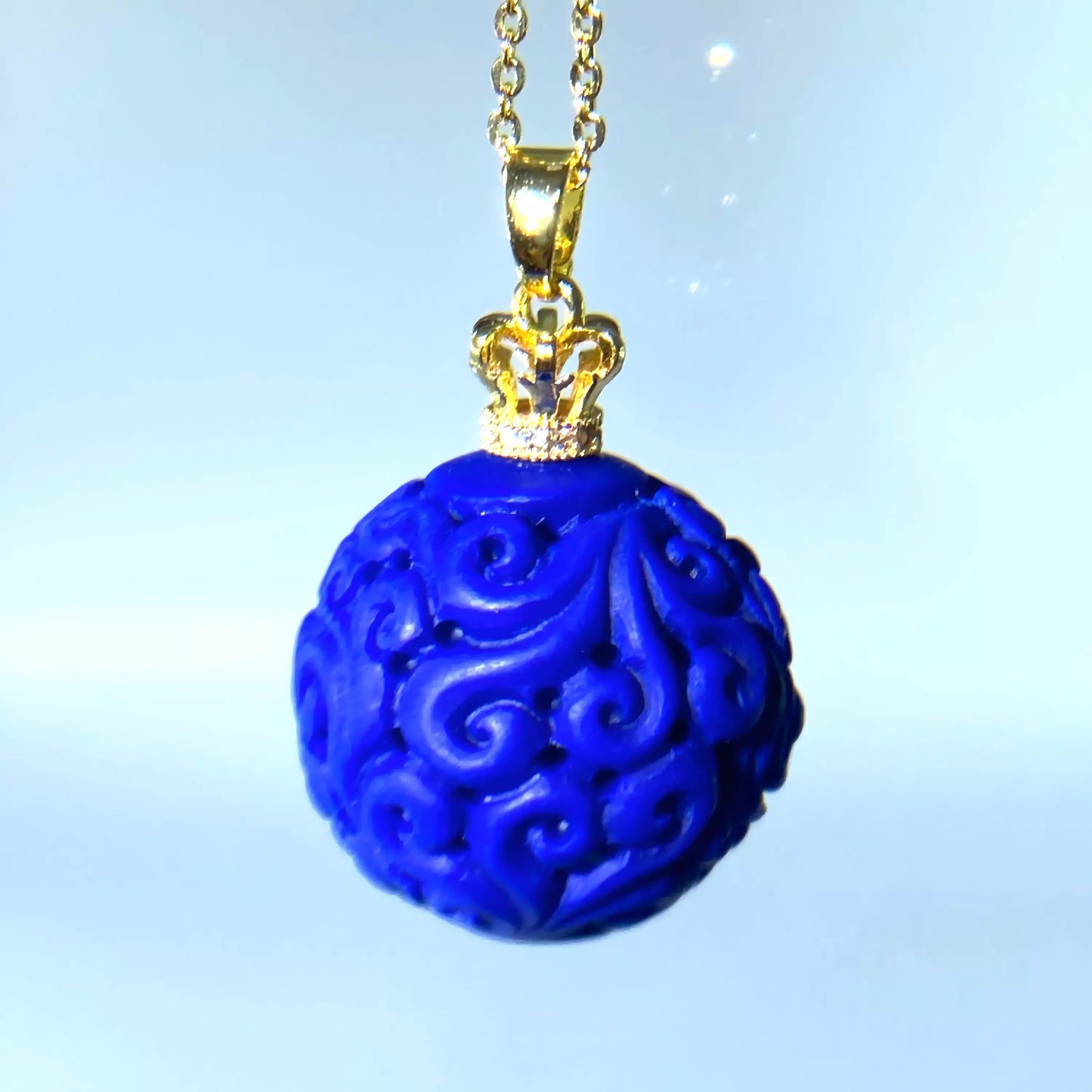 Imperial Lapis Lazuli Blessing Bead Pendant – Hand-Carved Auspicious Ruyi Design with Golden Crown for Luck, Protection & Spiritual Wisdom