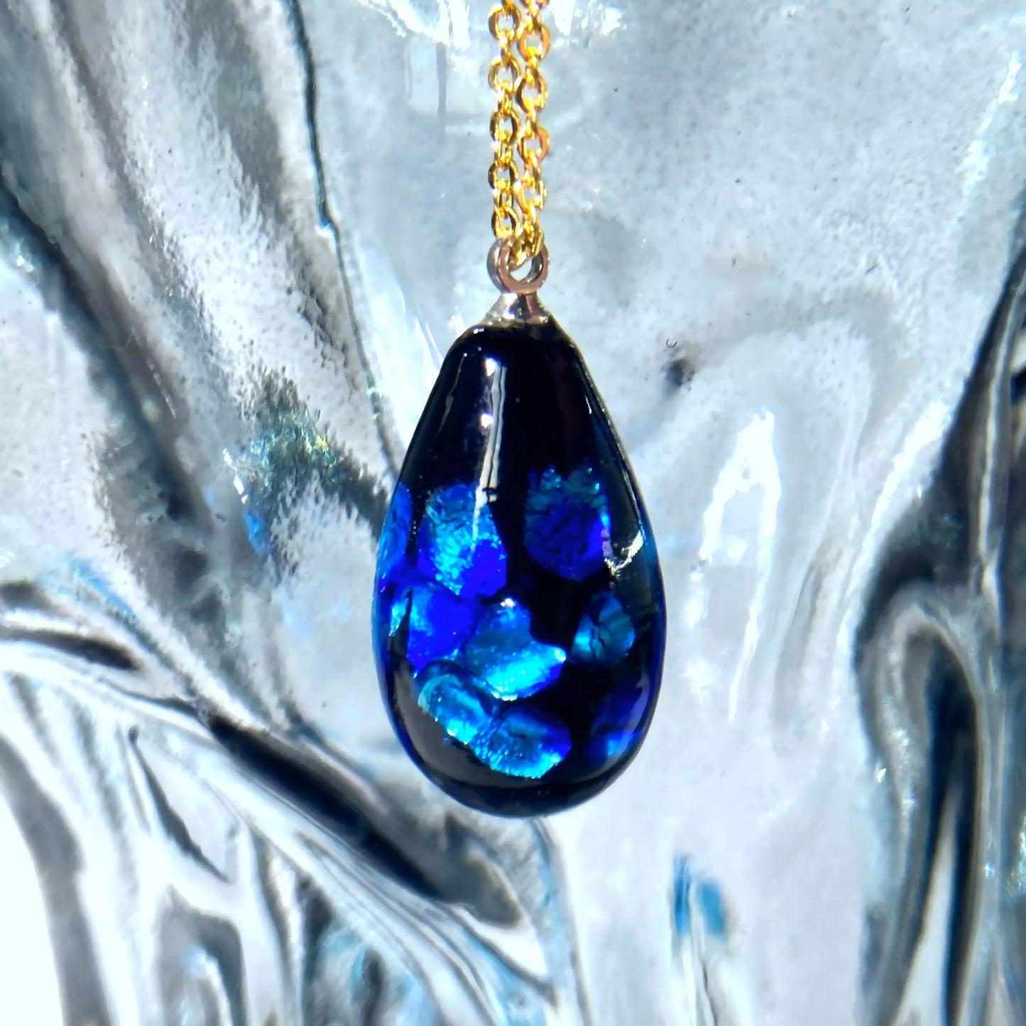 Shangqing Xuangguang Blue Pendant Necklace – Blessed Gold Foil Crystal of Divine Light, Protection & Spiritual Awakening