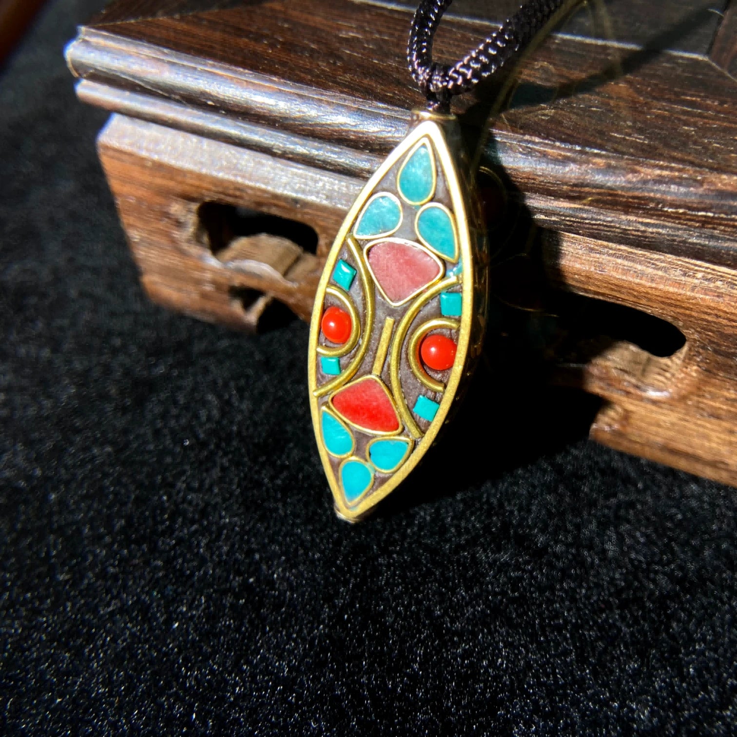 Brown Nepalese Pendant Necklace - Protection