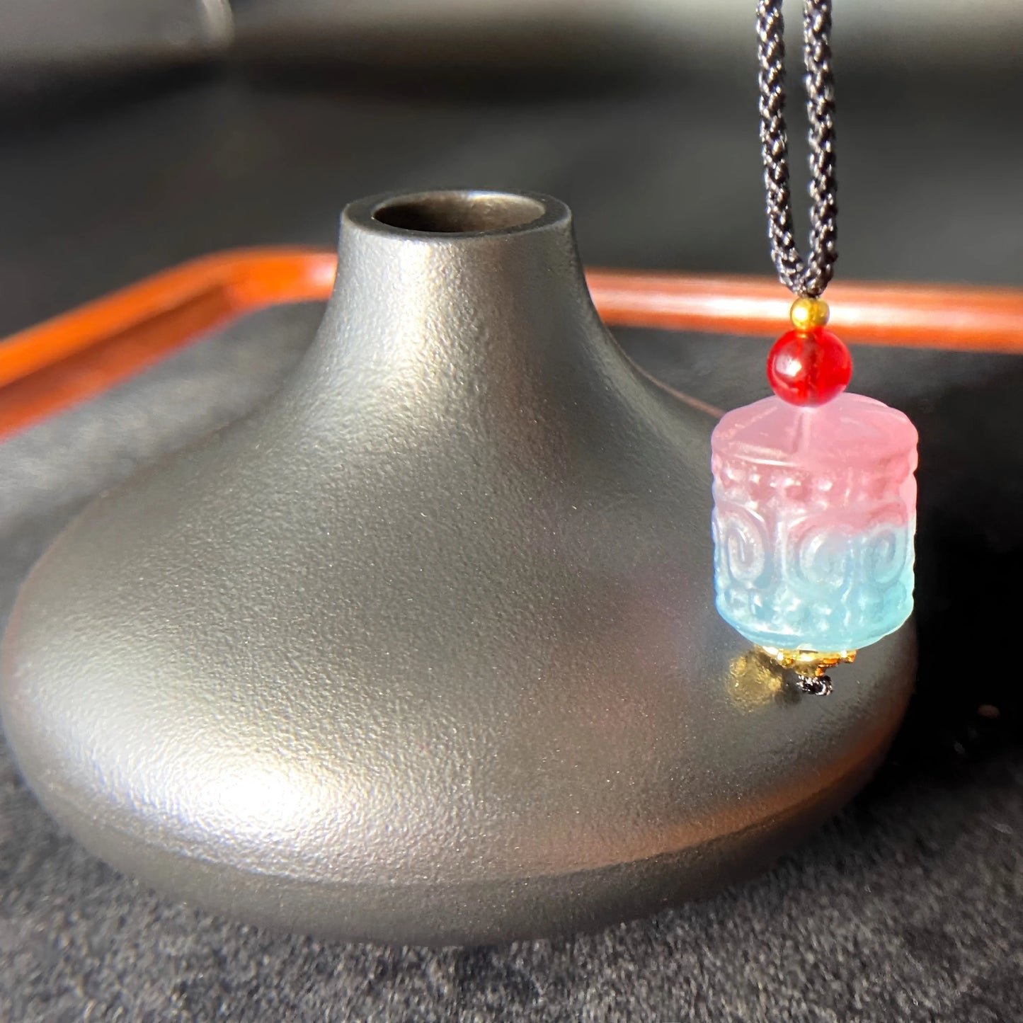 Liuli Prayer Wheel Pendant Necklace – Tibetan Amulet for Blessings, Energy Purification & Spiritual Protection