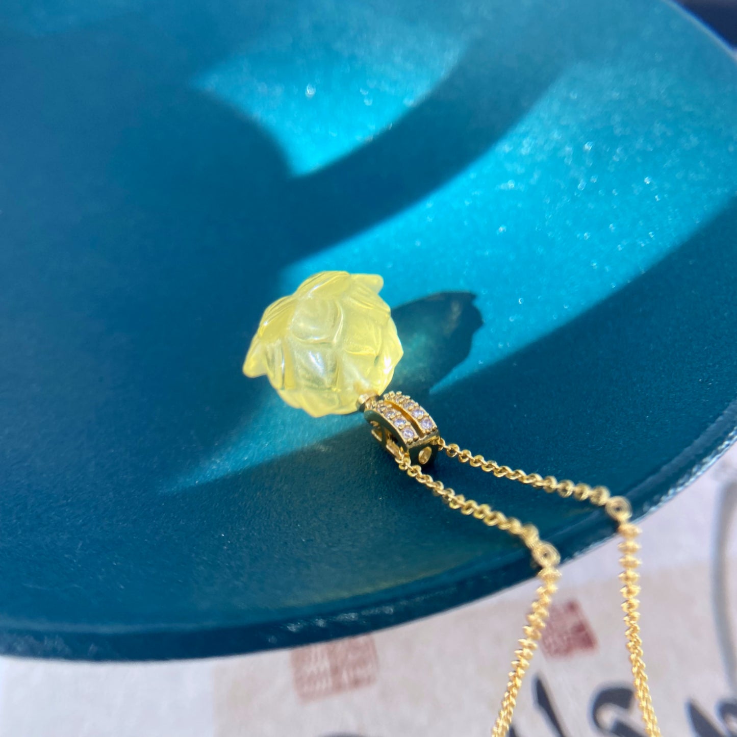 Sirius Star Lotus Pendant Necklace – Hand-Carved Yellow Divine Bead for Spiritual Healing, Energy Protection & Cosmic Enlightenment