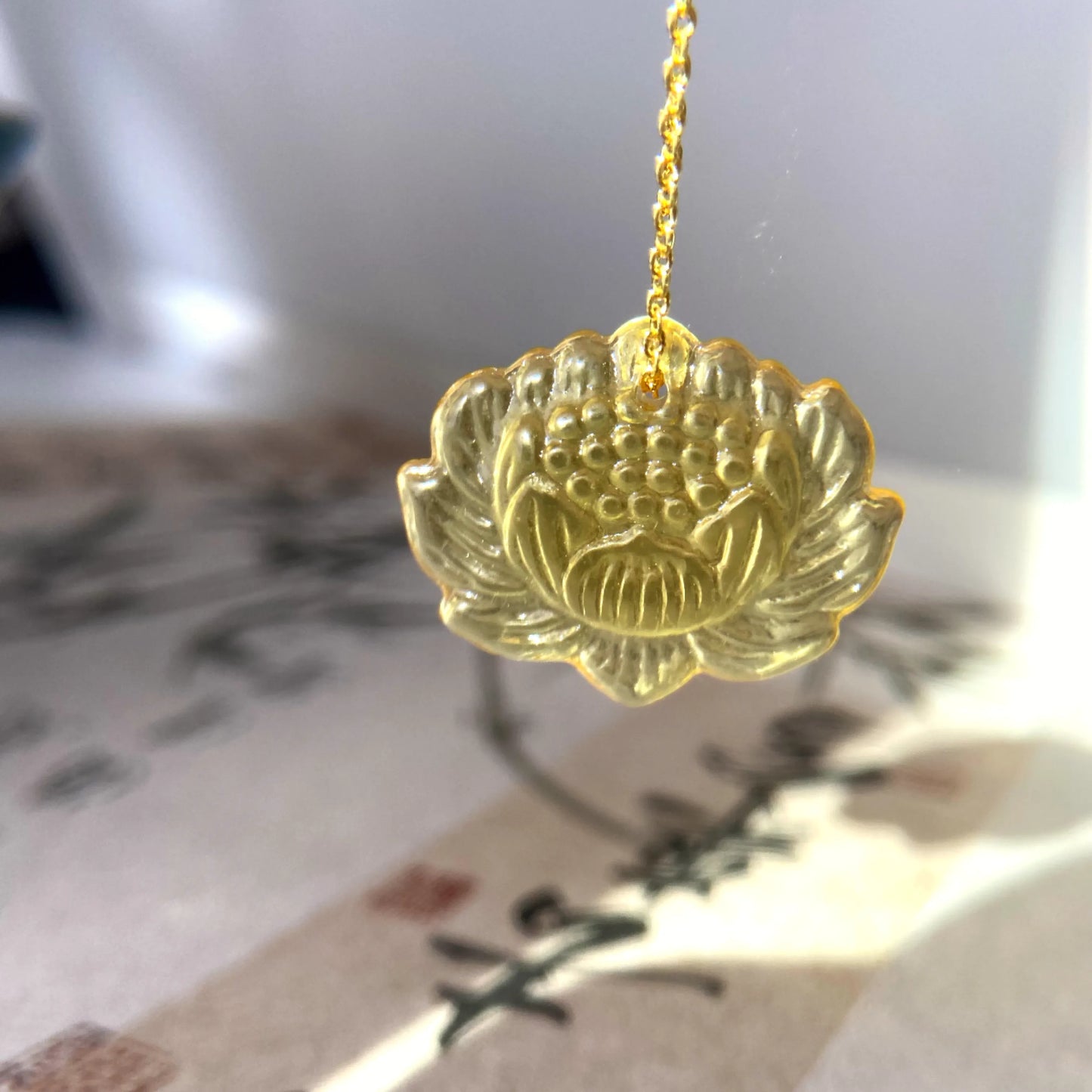 Hand-Carved Yellow Sirius Divine Bead Lotus Pendant Necklace – Spiritual Awakening, Energy Protection & Cosmic Healing Jewelry