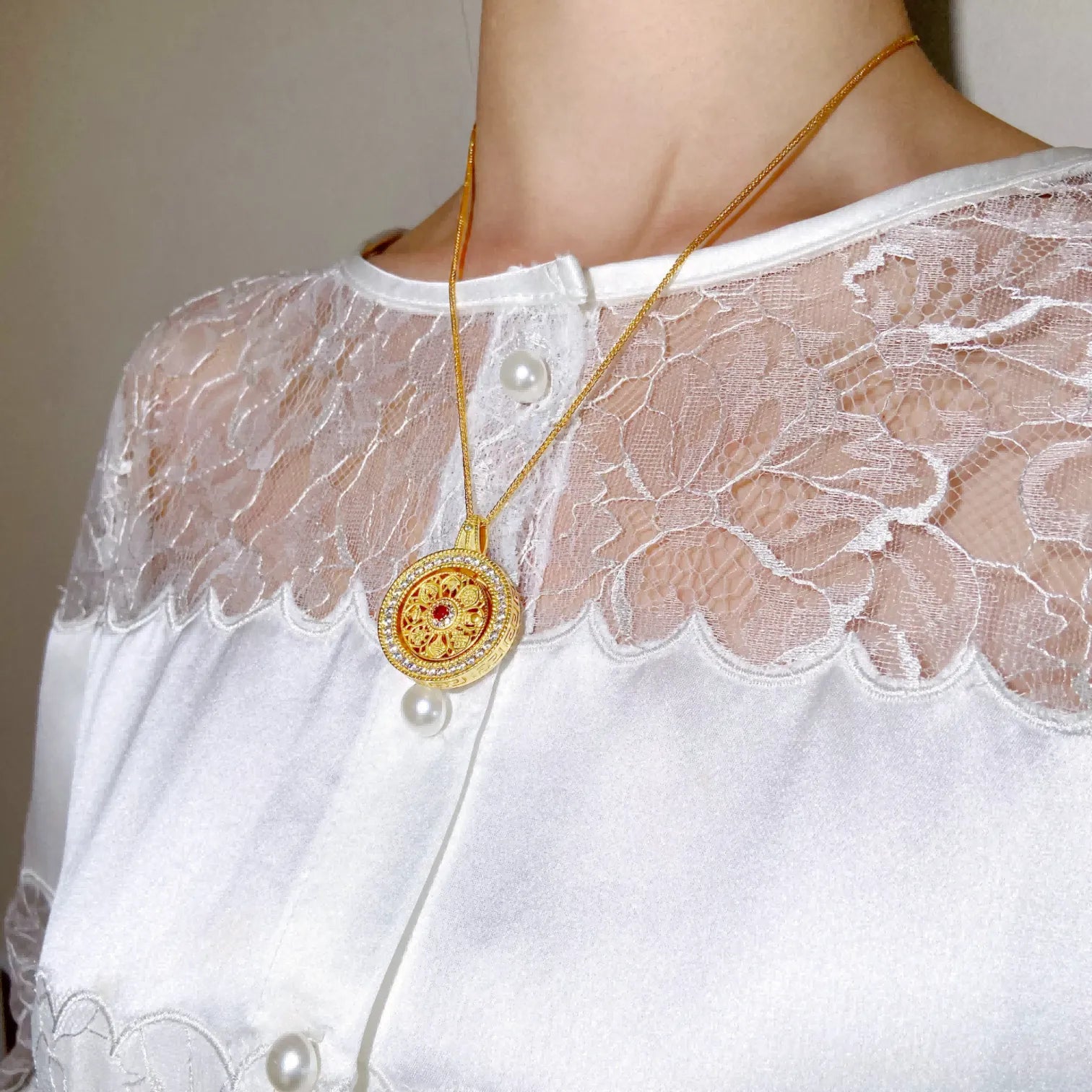 24K Gold-Plated Chalcedony Necklace - Protection