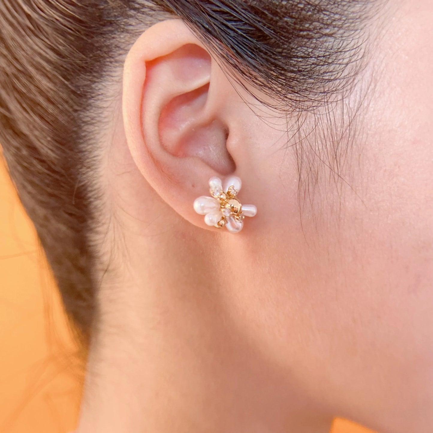 Celestial Pearl Blossom Earrings – Spiritual Energy Jewelry with Zircon Light & Lotus Grace