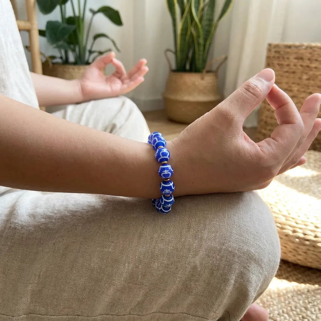 Blue Dzi Bead Bracelet - Fortune