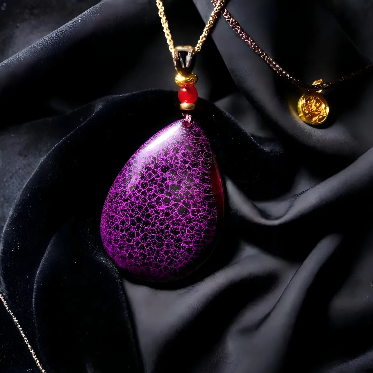 Violet Agate Pendant Necklace - Spiritual Protection